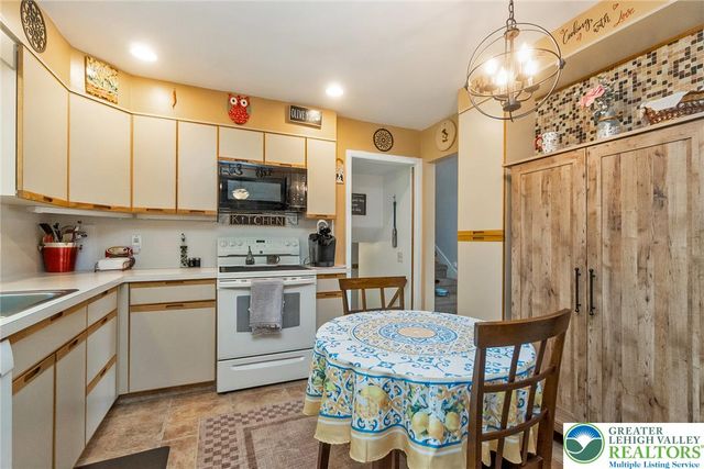 2125 West Fairview Street, Allentown City, PA 18104