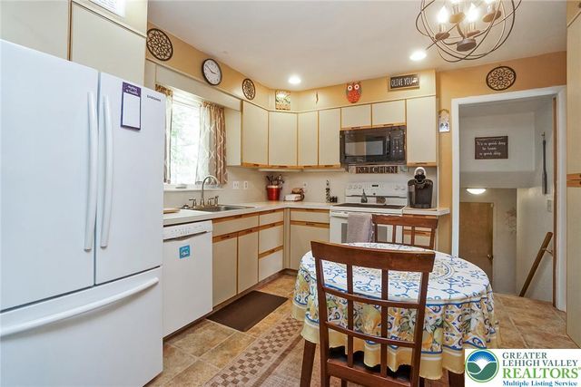 2125 West Fairview Street, Allentown City, PA 18104