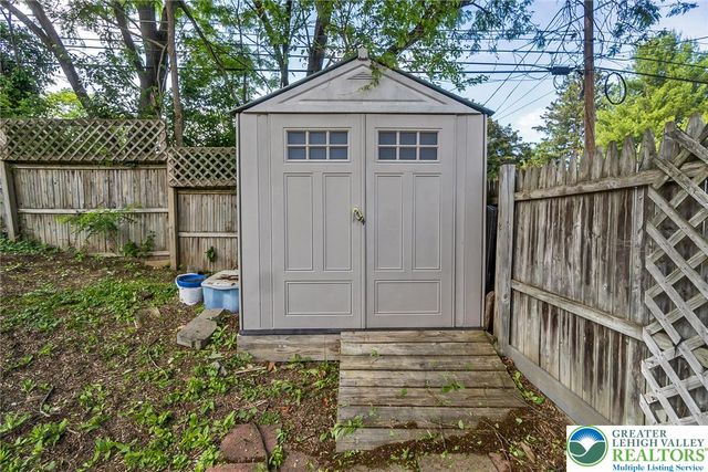 2125 West Fairview Street, Allentown City, PA 18104
