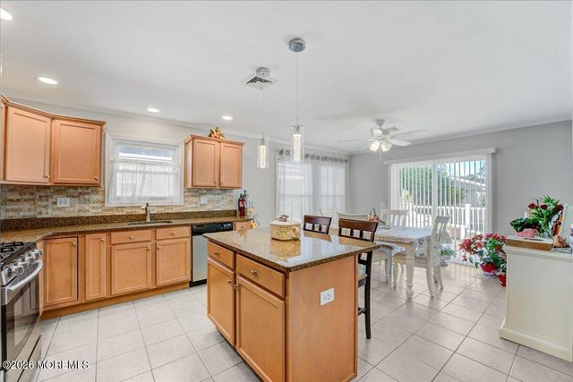 28 Inverell Drive, Toms River, NJ 08757