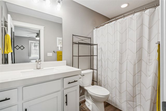 2325 SE 6th Street, Des Moines, IA 50315