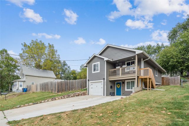 2325 SE 6th Street, Des Moines, IA 50315