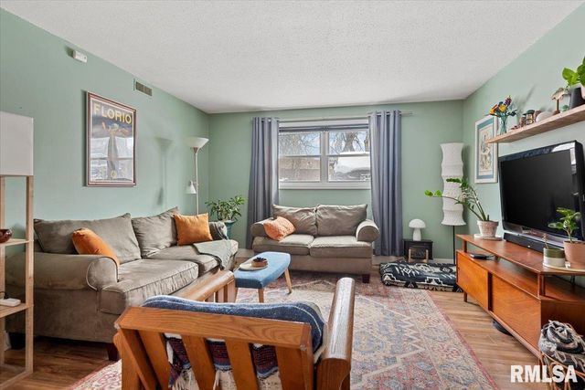 2651 W Lawrence Ave Apt 2B, Springfield, IL 62704