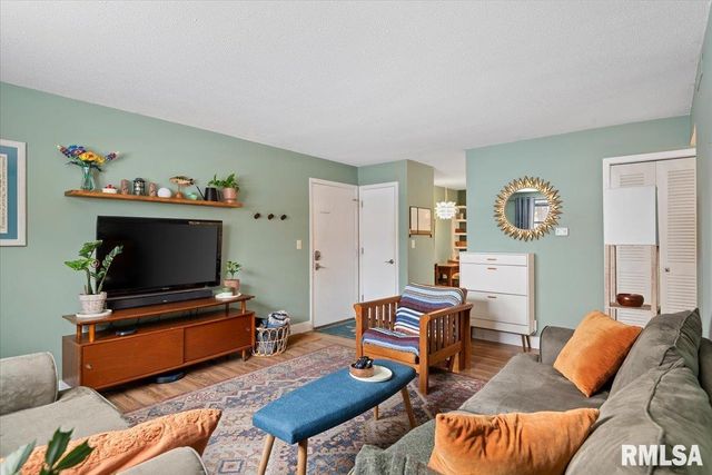 2651 W Lawrence Ave Apt 2B, Springfield, IL 62704