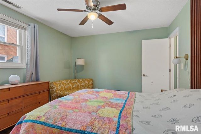 2651 W Lawrence Ave Apt 2B, Springfield, IL 62704