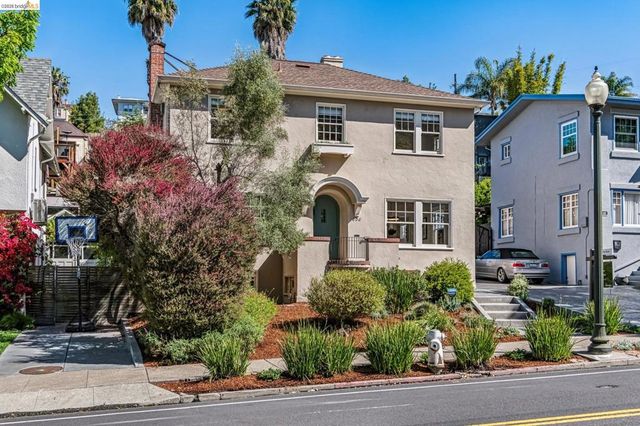 806 Mandana Blvd, Oakland, CA 94610