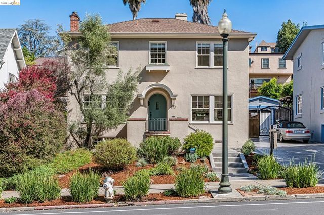 806 Mandana Blvd, Oakland, CA 94610