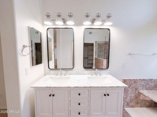 7925 W HARMONY Lane, Peoria, AZ 85382