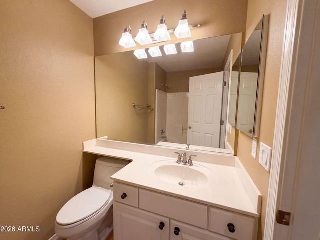 7925 W HARMONY Lane, Peoria, AZ 85382