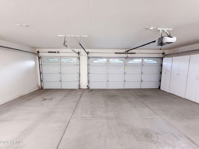 7925 W HARMONY Lane, Peoria, AZ 85382