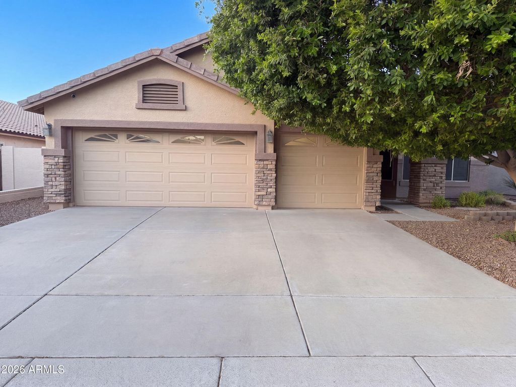 7925 W HARMONY Lane, Peoria, AZ 85382