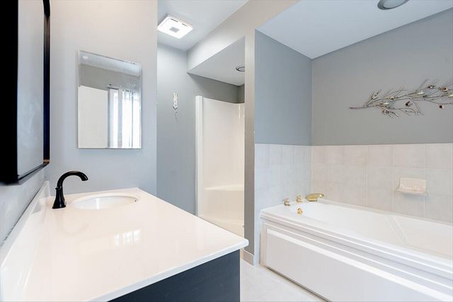 239 Carnoustie Court, Schererville, IN 46375