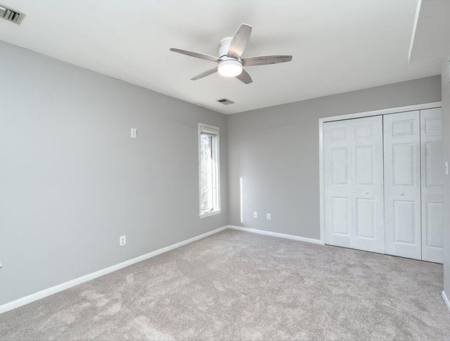 239 Carnoustie Court, Schererville, IN 46375