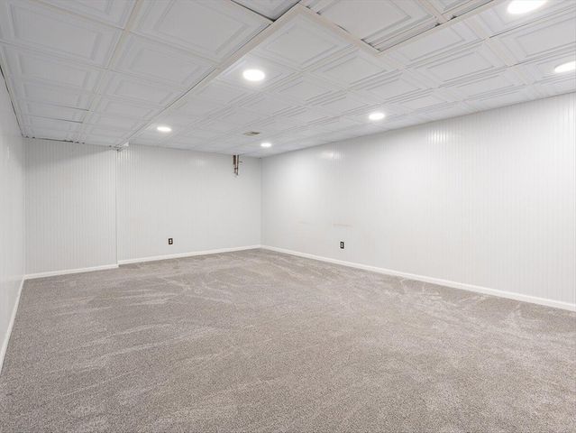 239 Carnoustie Court, Schererville, IN 46375