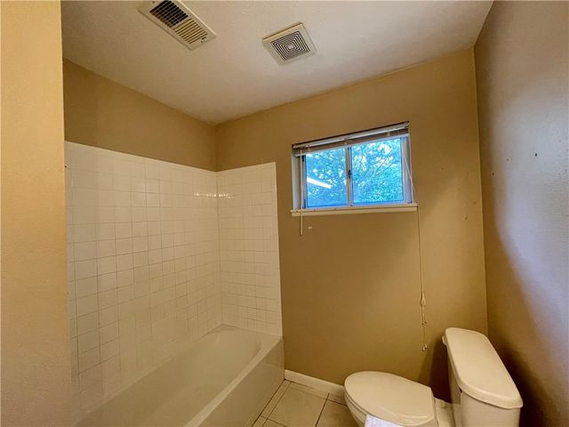 2100 Dee Avenue, Springdale, AR 72762