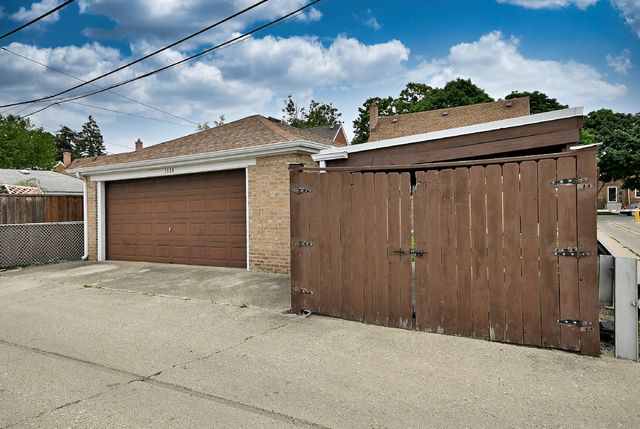 1620 N 73rd Court, Elmwood Park, IL 60707