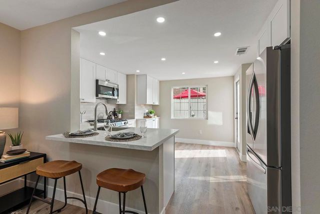 14811 Summerbreeze Way, San Diego, CA 92128