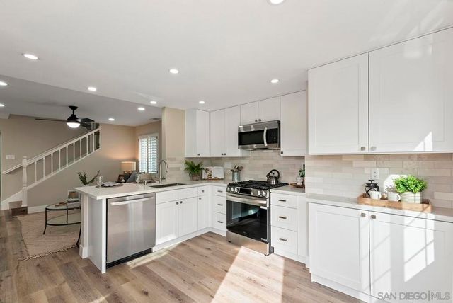 14811 Summerbreeze Way, San Diego, CA 92128