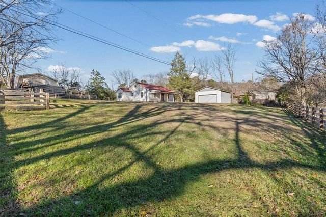 18 FARMER NW Road, Cartersville, GA 30120
