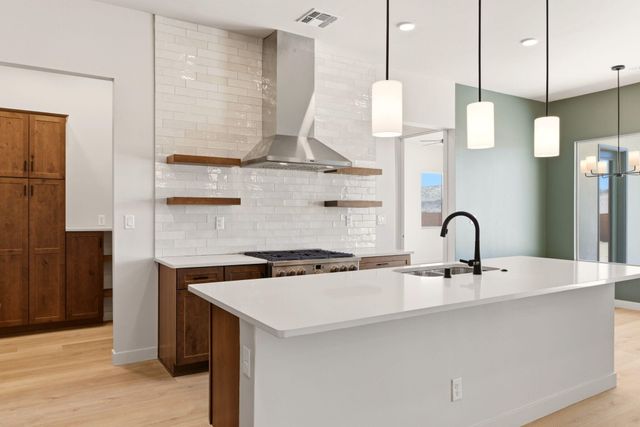 1616 Pine Road NE, Rio Rancho, NM 87144