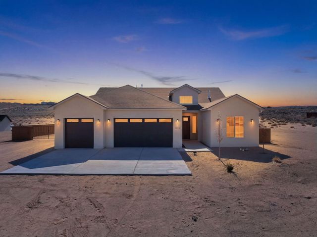 1616 Pine Road NE, Rio Rancho, NM 87144