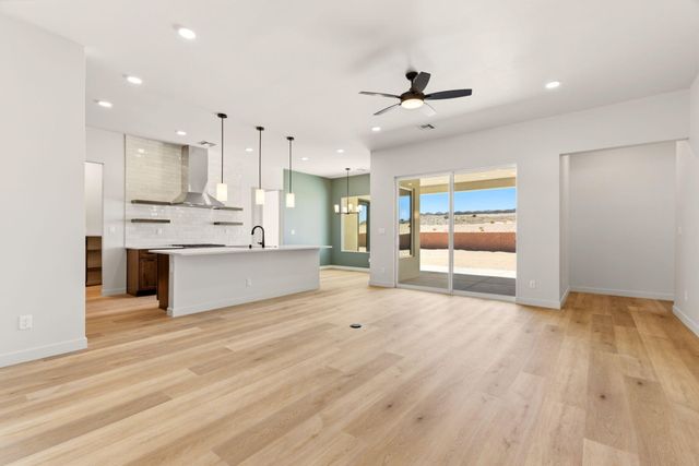 1616 Pine Road NE, Rio Rancho, NM 87144