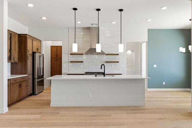 1616 Pine Road NE, Rio Rancho, NM 87144