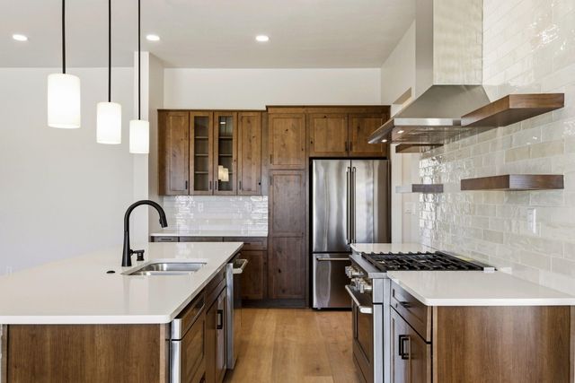 1616 Pine Road NE, Rio Rancho, NM 87144