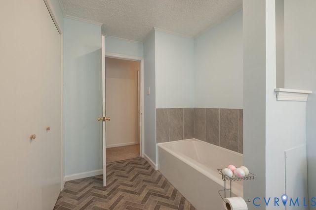 165 Ironwood Rd, North Chesterfield, VA 23236