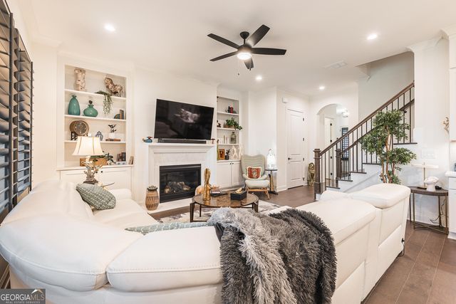 1255 Lakeside Overlook, Canton, GA 30114