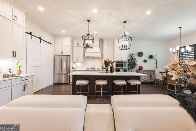 1255 Lakeside Overlook, Canton, GA 30114