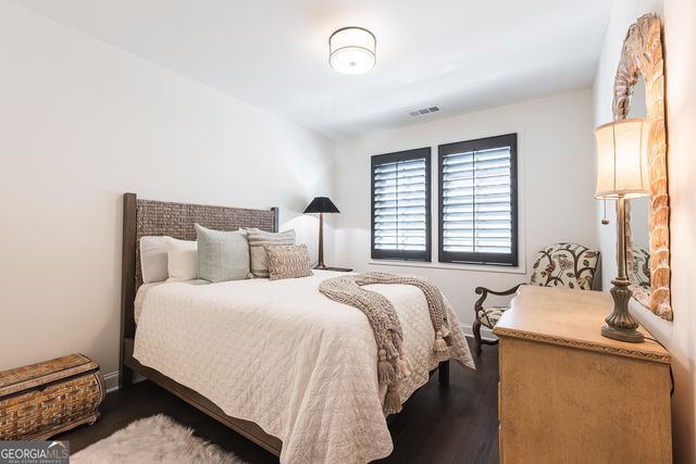 1255 Lakeside Overlook, Canton, GA 30114