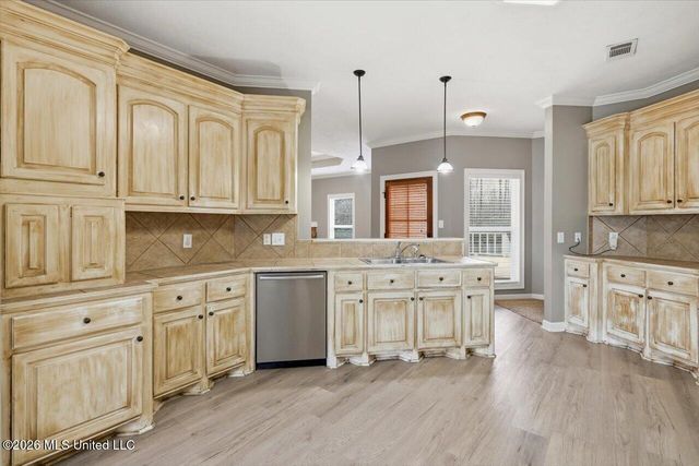 148 Oakleigh Drive, Clinton, MS 39056