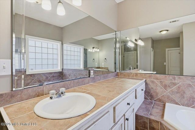 148 Oakleigh Drive, Clinton, MS 39056