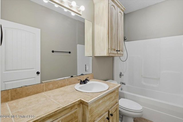 148 Oakleigh Drive, Clinton, MS 39056