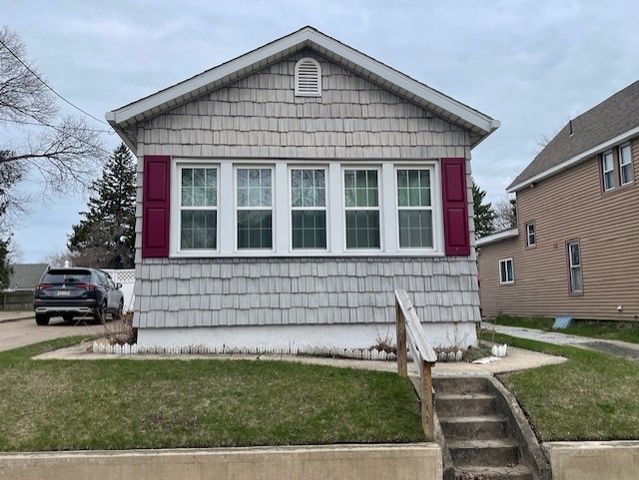718 W 3RD Street, Erie, PA 16507