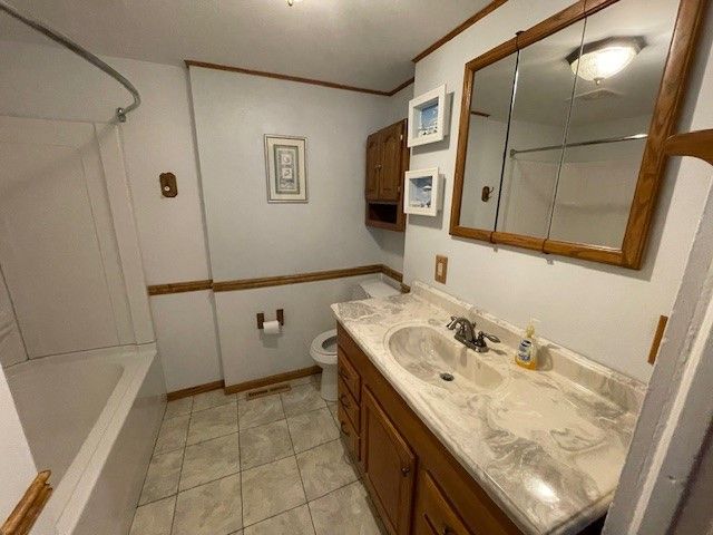 718 W 3RD Street, Erie, PA 16507