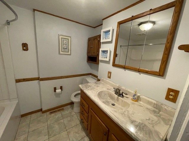 718 W 3RD Street, Erie, PA 16507