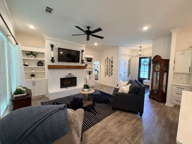 4025 Elizabeth Court, Benton, AR 72019