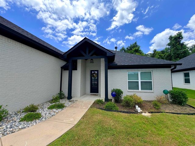 4025 Elizabeth Court, Benton, AR 72019