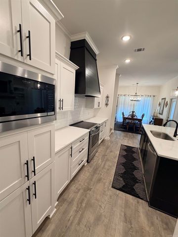 4025 Elizabeth Court, Benton, AR 72019