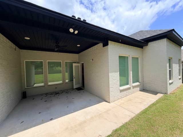 4025 Elizabeth Court, Benton, AR 72019