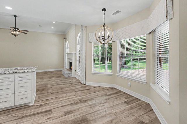 8911 Diamante Drive, Magnolia, TX 77354