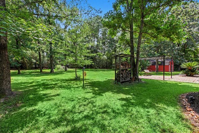 8911 Diamante Drive, Magnolia, TX 77354