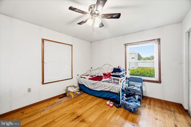 602 S RALEIGH ST, Martinsburg, WV 25401