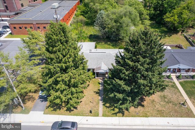 602 S RALEIGH ST, Martinsburg, WV 25401