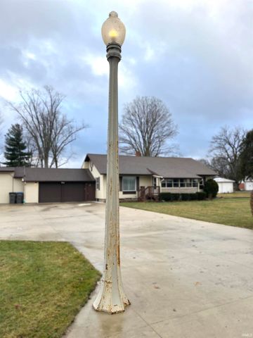 2706 Berkey Avenue, Goshen, IN 46526