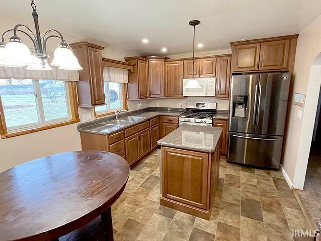 2706 Berkey Avenue, Goshen, IN 46526