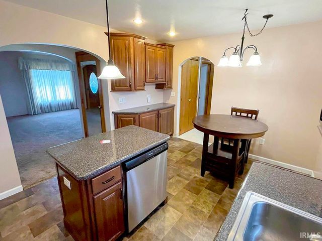 2706 Berkey Avenue, Goshen, IN 46526