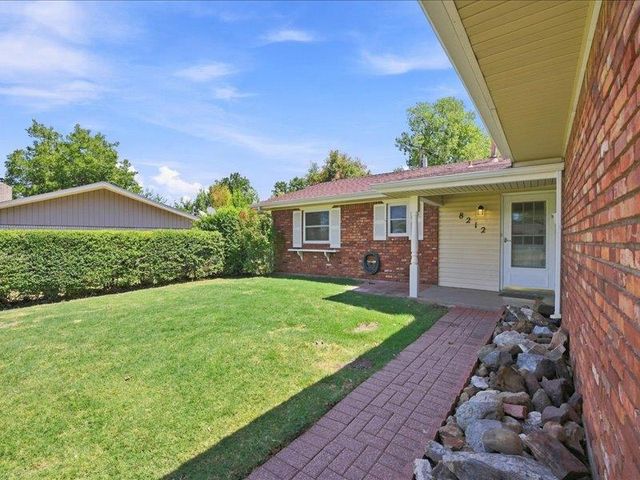 8212 NW 33rd Street, Bethany, OK 73008